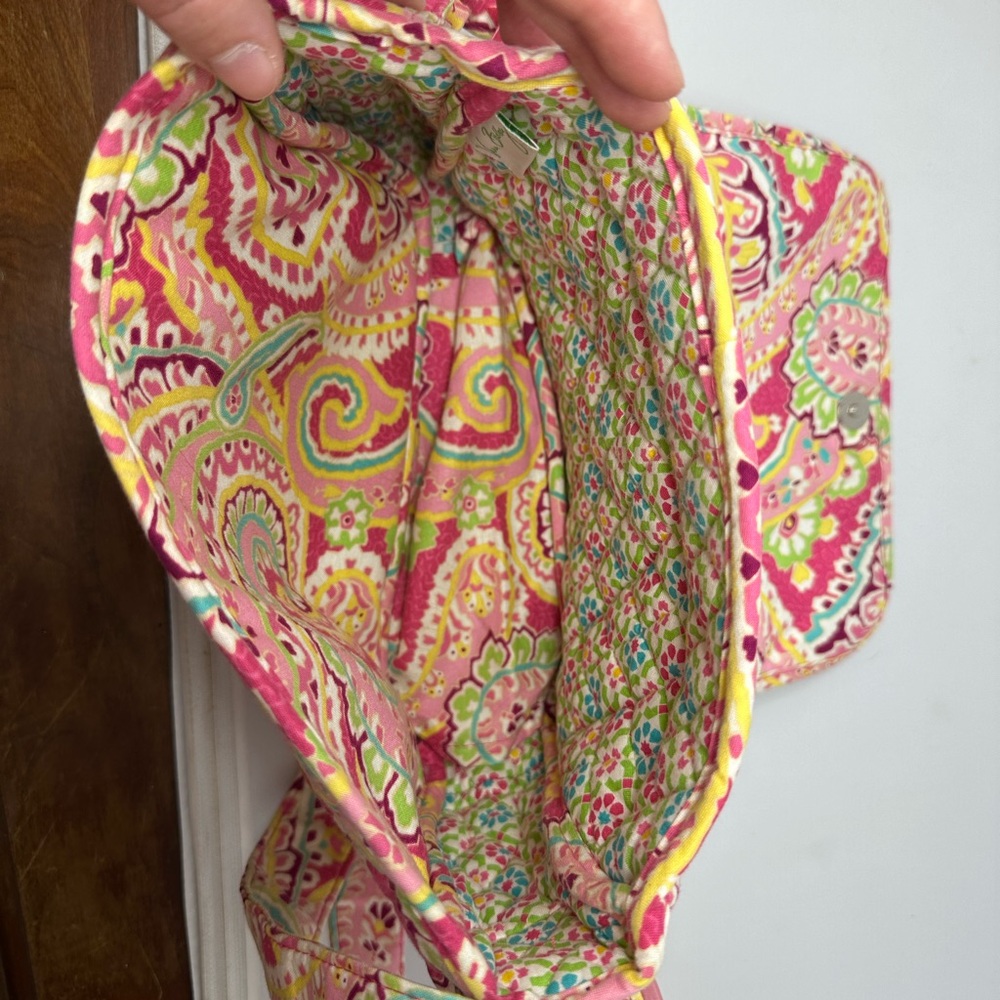 Vera Bradley Flap Over side pocket shoulder bag capri lemon print - Picture 7 of 13